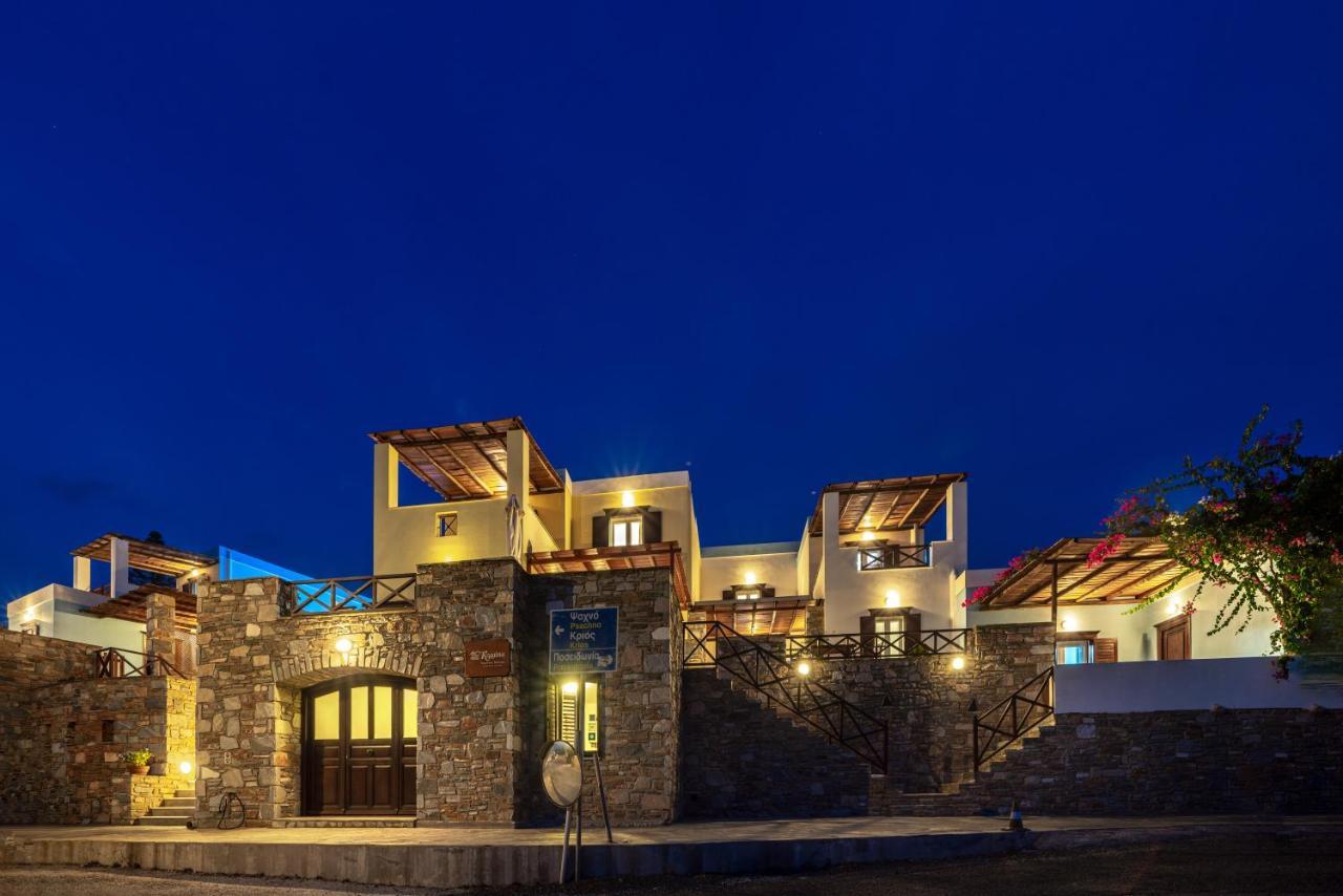 Reggina'S Apartments 菲尼卡斯 外观 照片